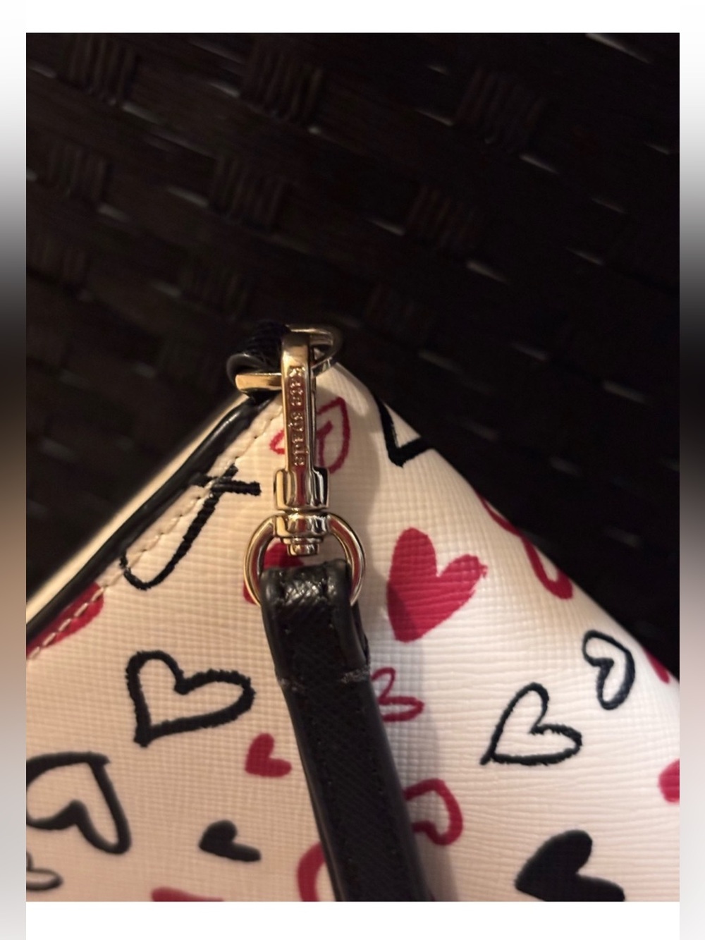 Kate Spade New York Staci wallet/ Wristlet .,multi-colored scribble hearts NWOT - Picture 6 of 14